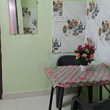 Hotel Jaiswal Palace Ujjain Bagian luar foto