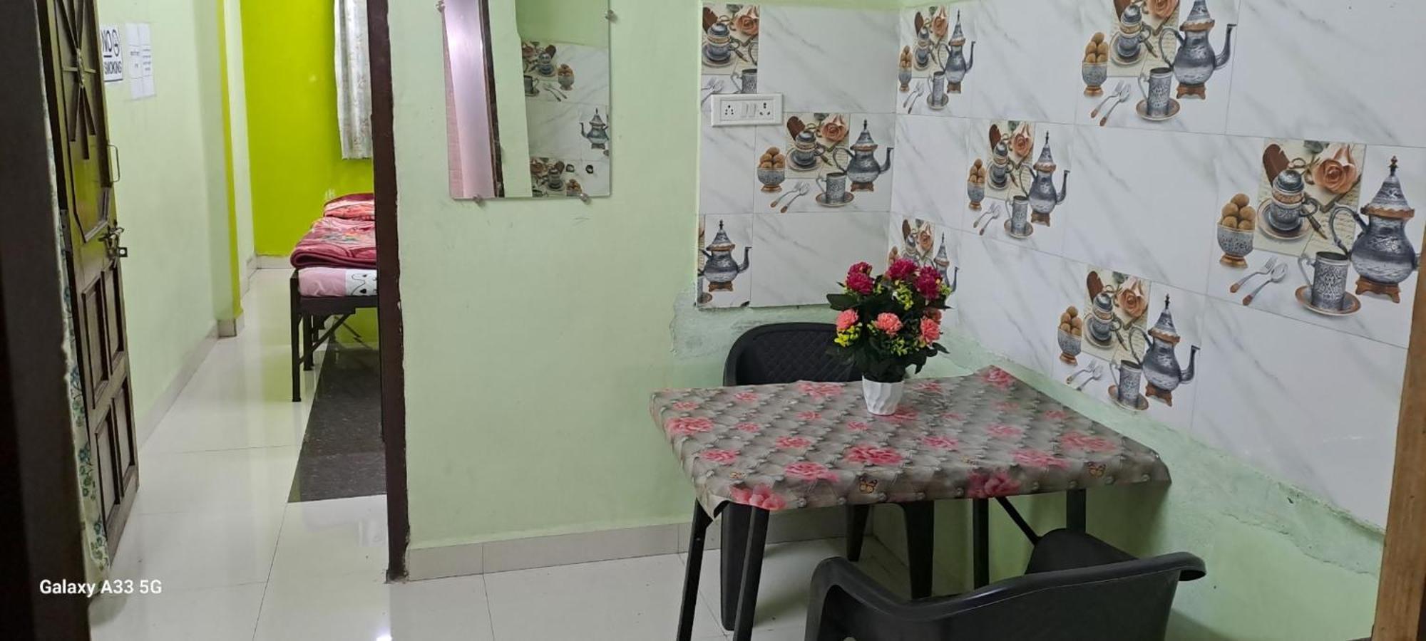 Hotel Jaiswal Palace Ujjain Bagian luar foto